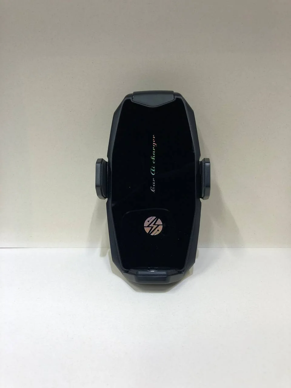 Купить Автомобильный держатель с беспроводной зарядкой Car Ai Charger 15W Автомобильный держатель с беспроводной зарядкой Car Ai Charger 15W