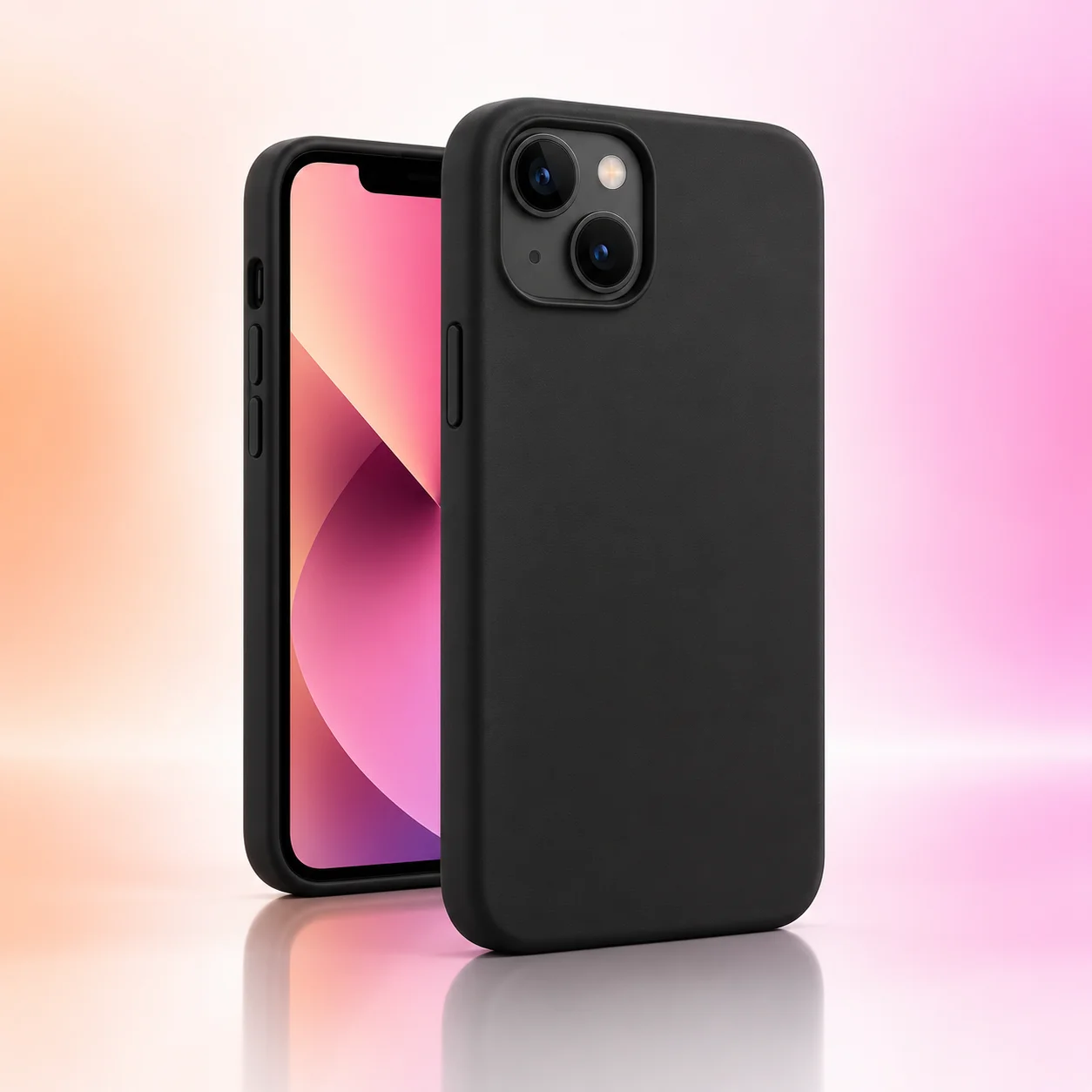 Чехол пластиковый iPhone 13 черный