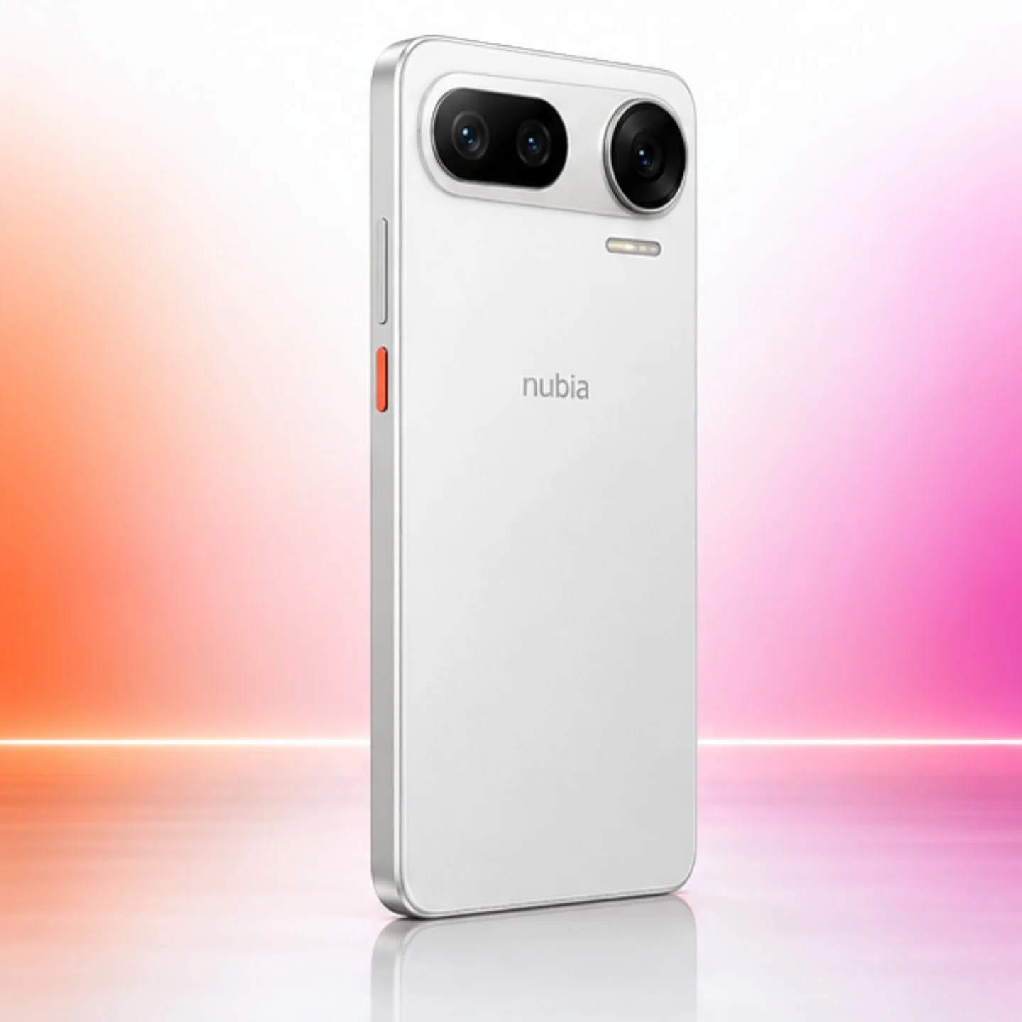 ZTE Nubia NaviX Ultra 16/512GB White (Белый)