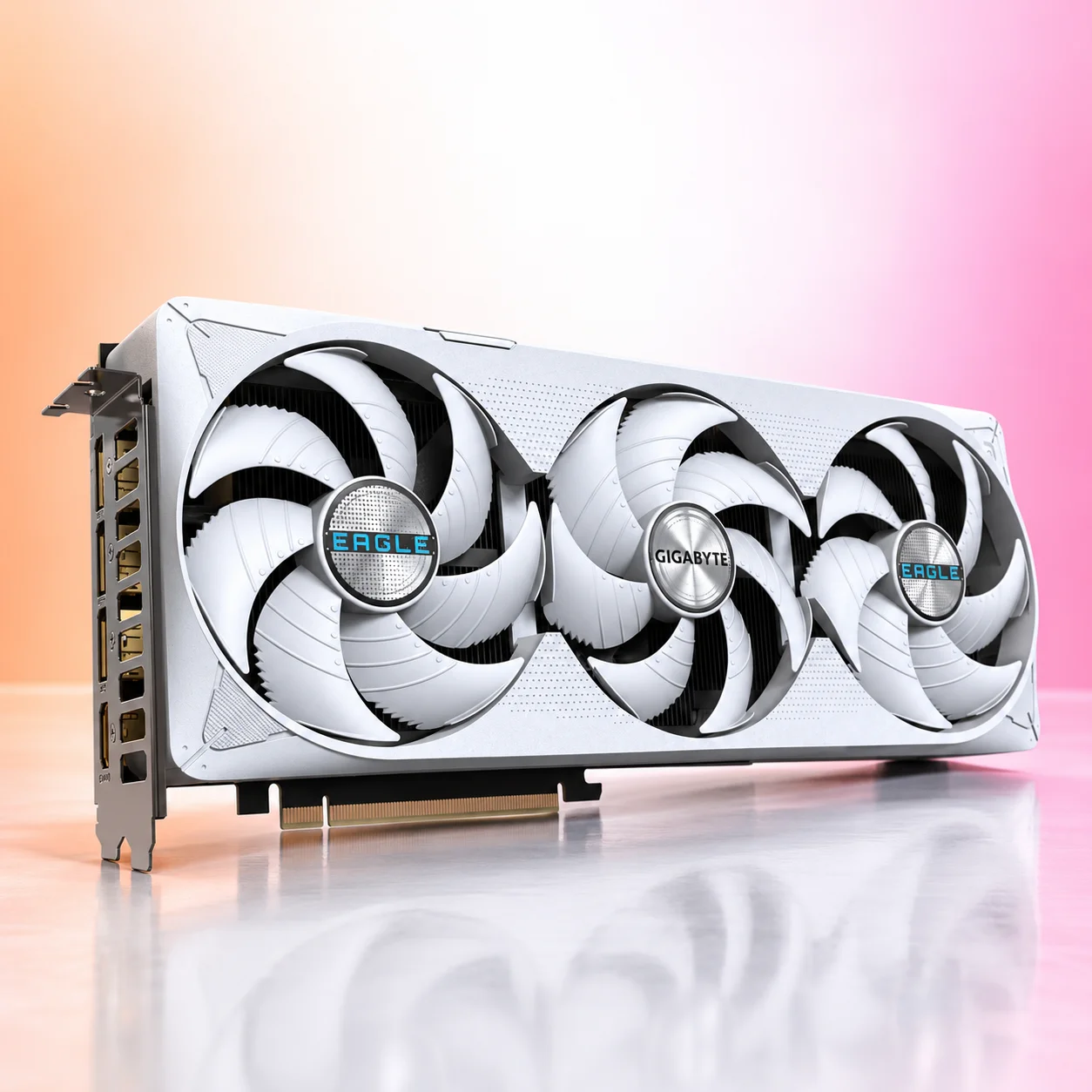 Видеокарта GIGABYTE NVIDIA GeForce RTX 5070 Ti EAGLE OC ICE SFF 16Gb