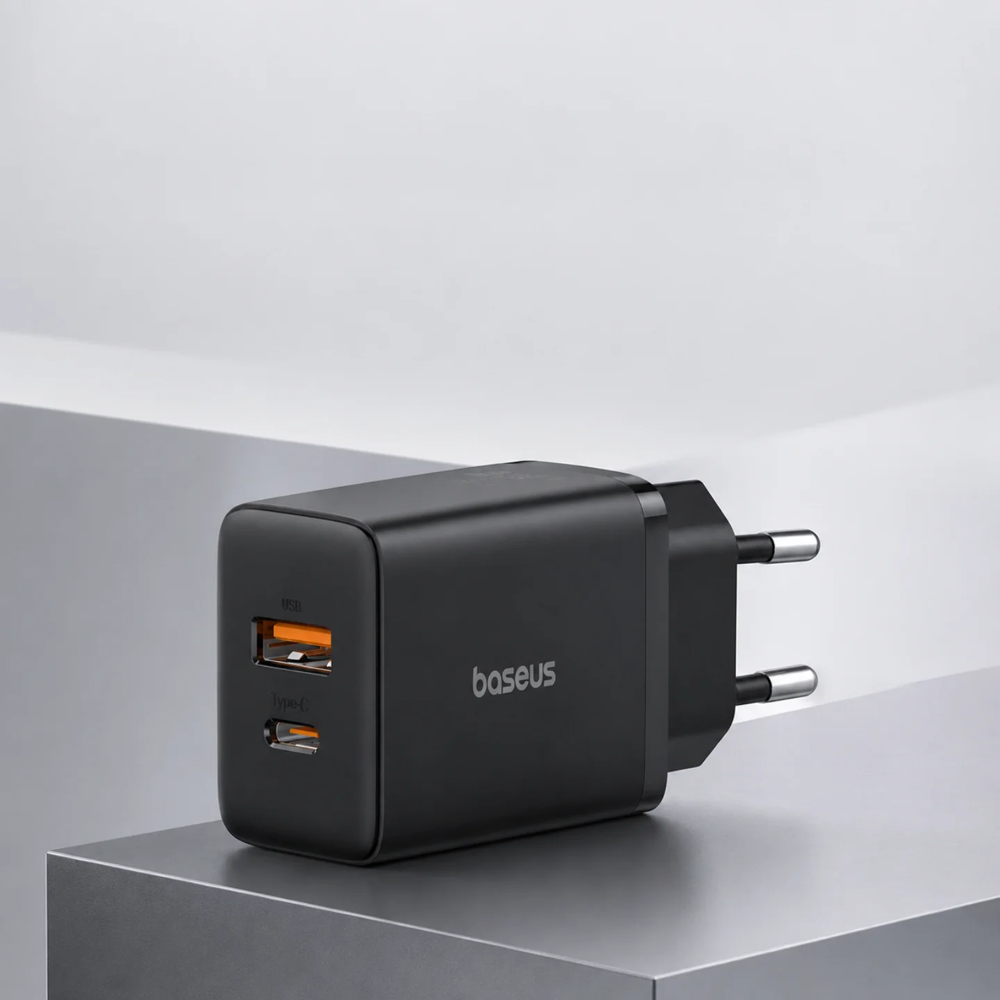 Сетевая зарядка Baseus Cube Fast Charger C+U 30W (P10111404113-00) Черный