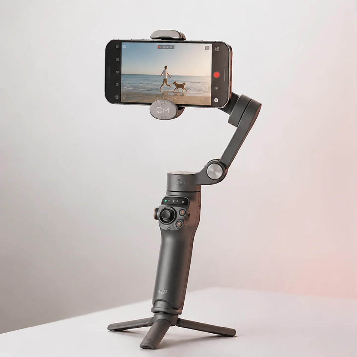 Купить Стабилизатор DJI Osmo Mobile 8 (Device Only) CN Стабилизатор DJI Osmo Mobile 8 (Device Only) CN